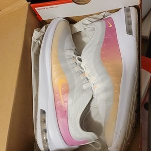 Air max axis prem